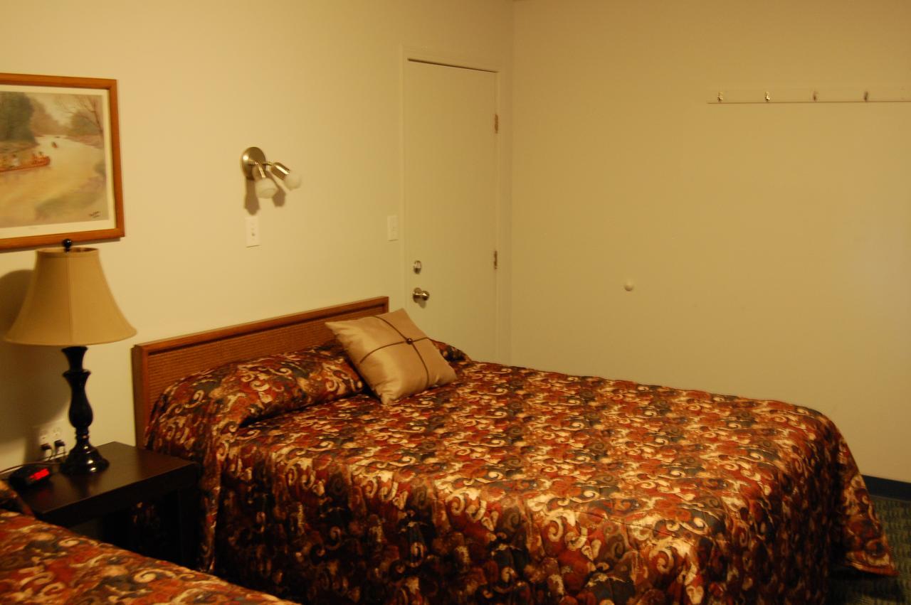 The Home Hotel Boissevain Εξωτερικό φωτογραφία
